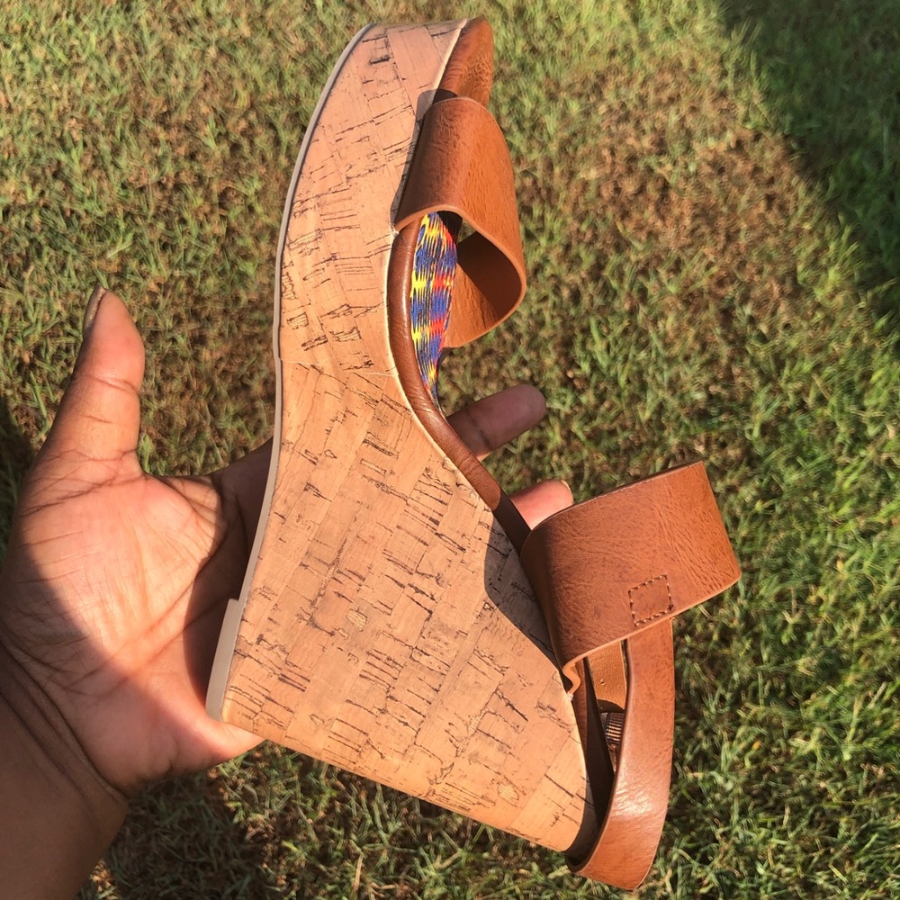 Beautiful shoe by Madden Girl 💥 not new but okay